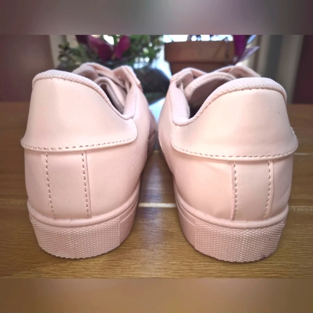 C‎ Est 1946 Light Pink Sneakers - Size 7.5